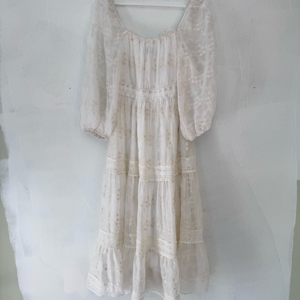 A Collective Story Peasant Boho Tiered Maxi Dress White size Medium NWT NEW - Picture 10 of 12